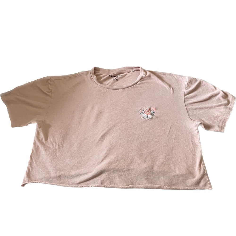 PacSun Light pink cropped tee.